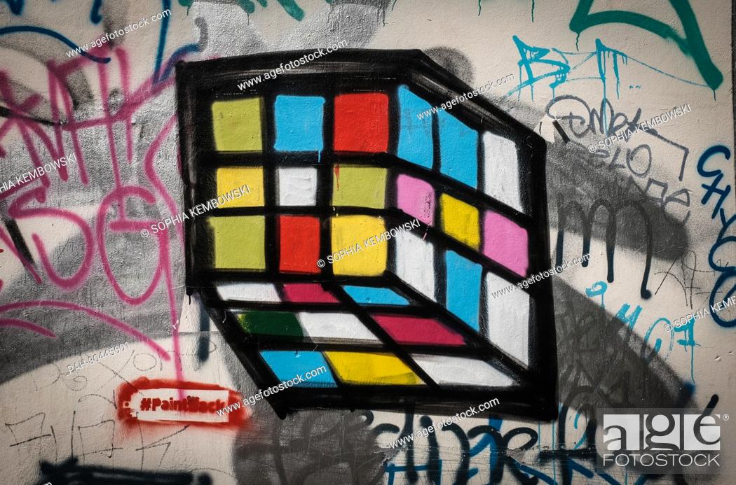 Detail Rubiks Cube Graffiti Nomer 40