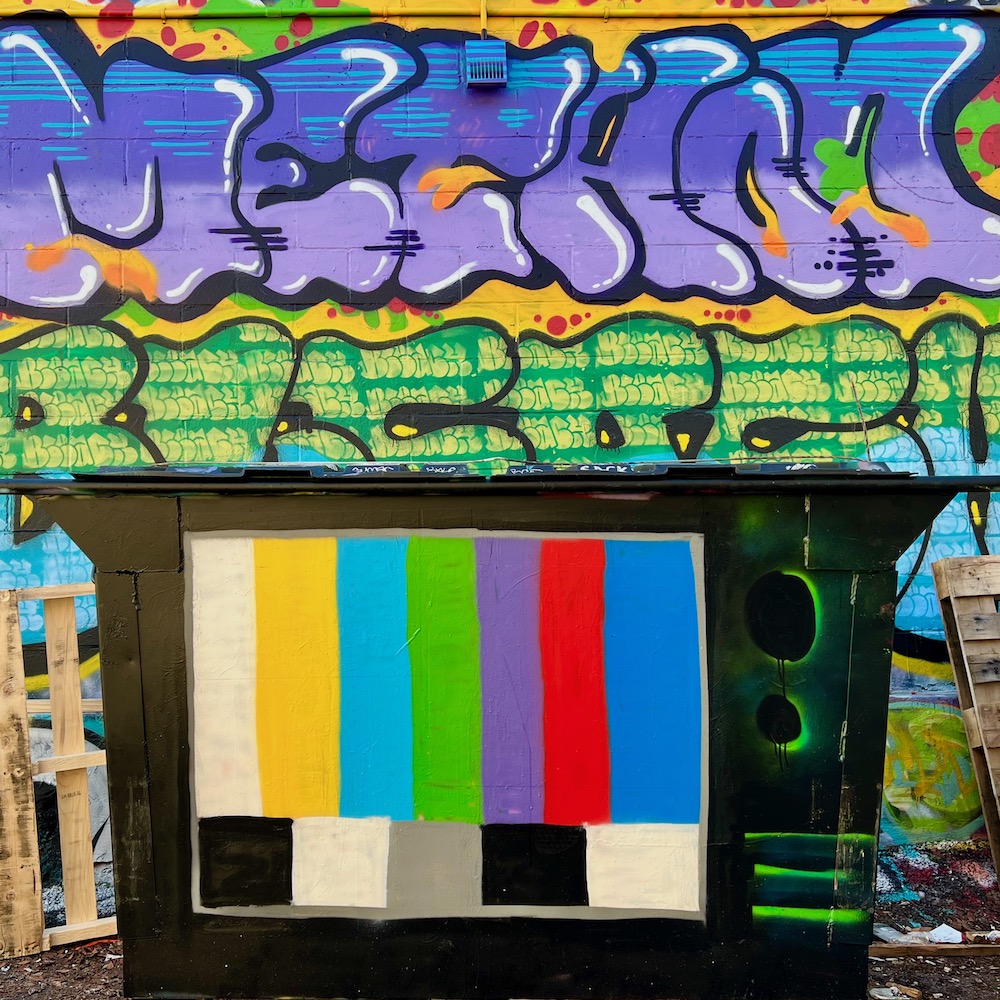 Detail Sauce Bottle Tagging Graffiti Nomer 48