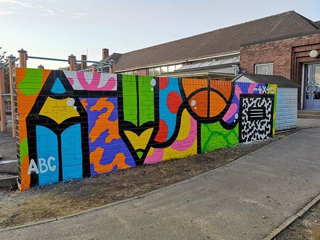 Detail School Murals Graffiti Nomer 2