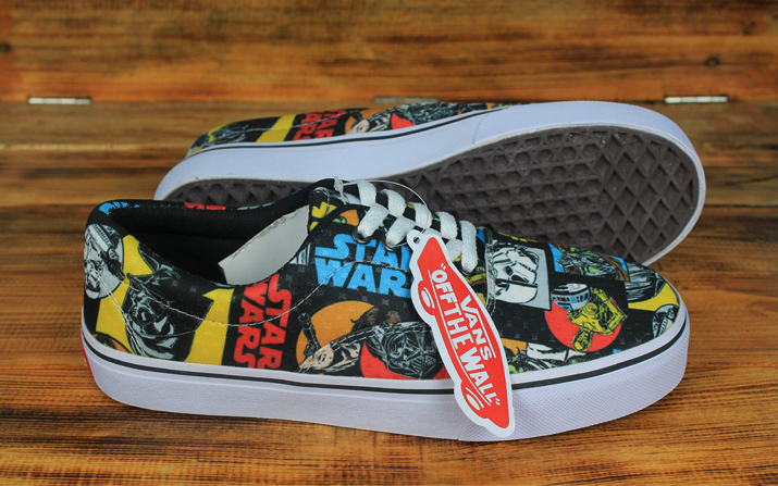 Detail Sepatu Vans Graffiti Nomer 39