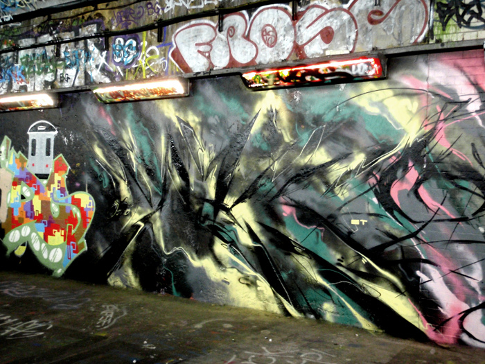 Detail She One Graffiti Nomer 10