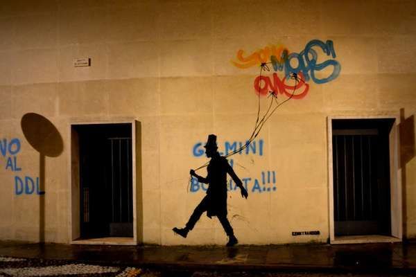 Detail Silhouette Graffiti Nomer 19