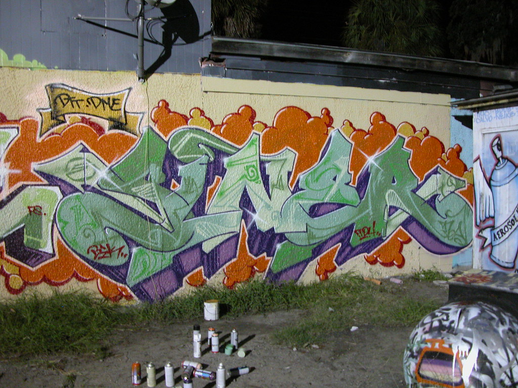 Detail Siniser Graffiti Nomer 20