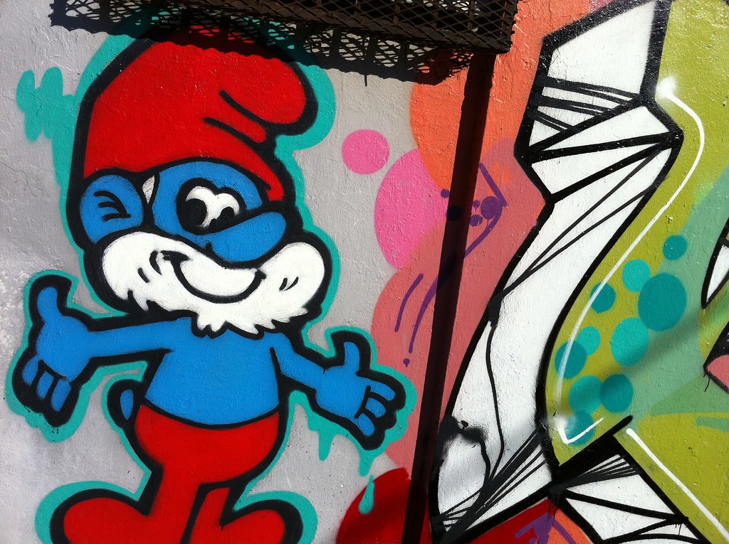 Detail Smurf Graffiti Nomer 36