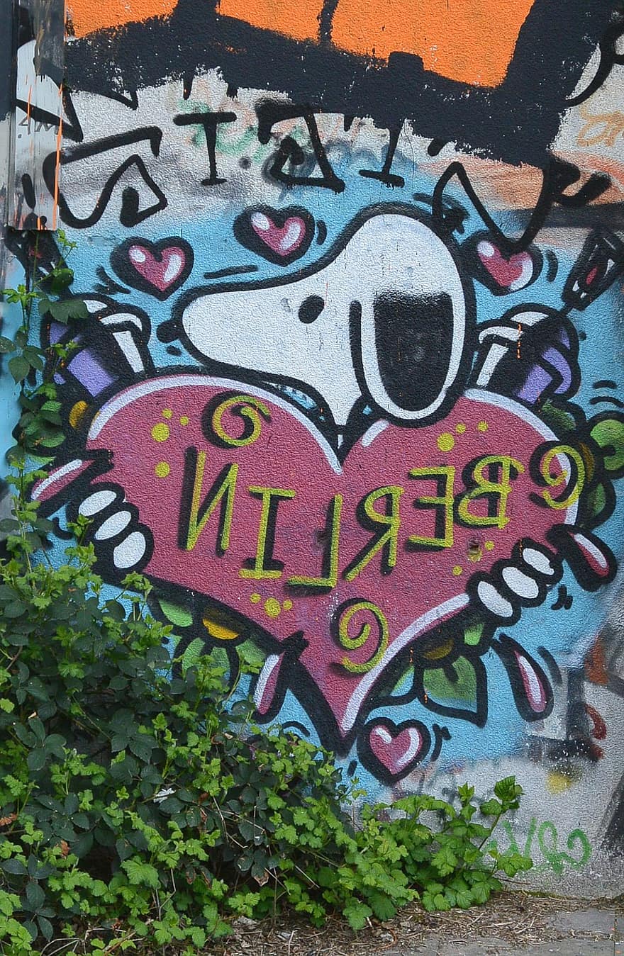 Detail Snoopy Graffiti Nomer 52