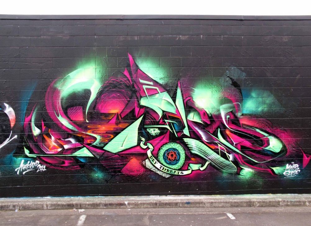 Detail Sofles Graffiti Nomer 30