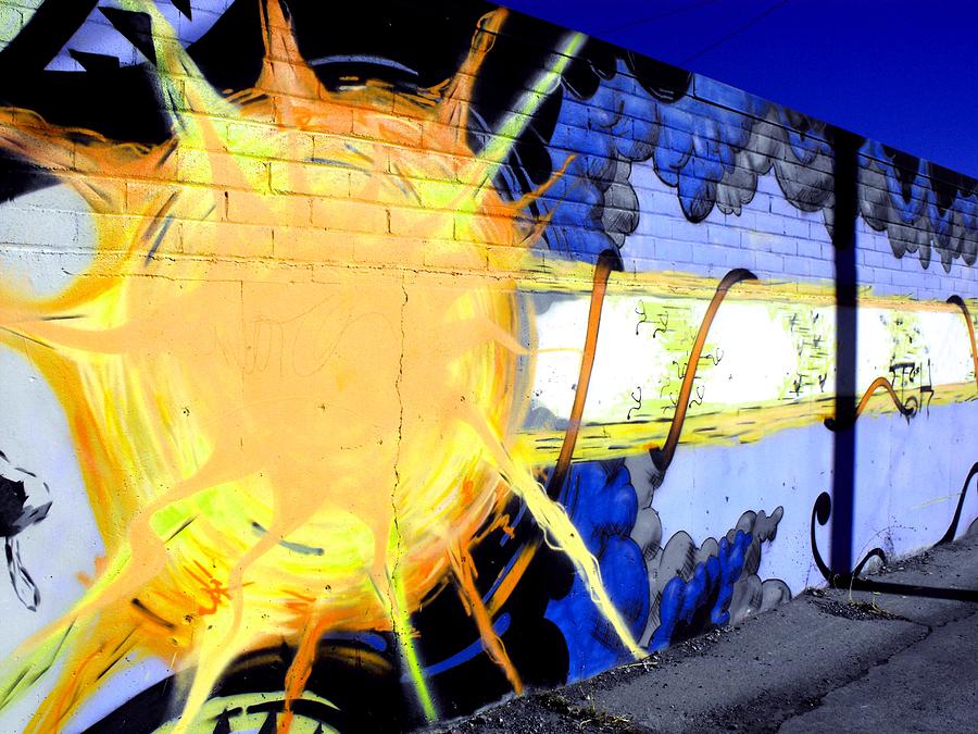 Detail Sun Graffiti Nomer 8