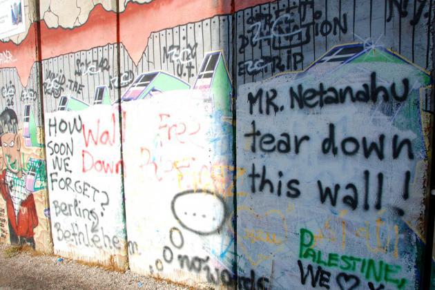 Detail Tableau Tag Graffiti Nomer 51