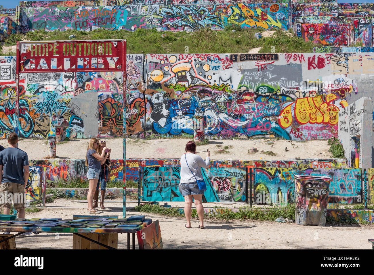 Detail Texas Graffiti Park Nomer 30