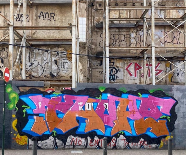Download The Smart One Graffiti Nomer 16