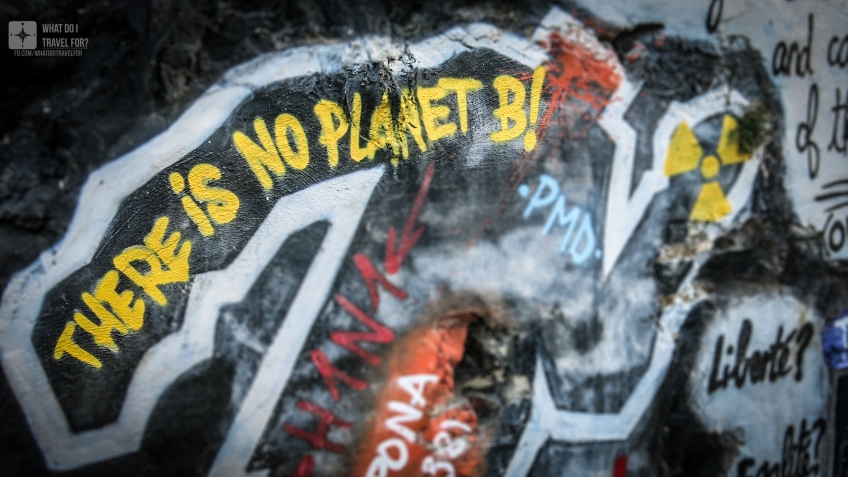 Detail There Is No Planet B Graffiti Nomer 51