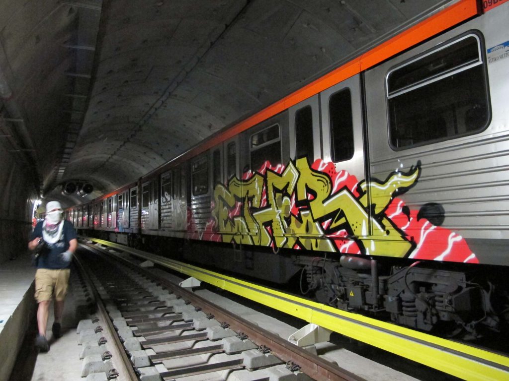 Detail Train Graffiti Nomer 44