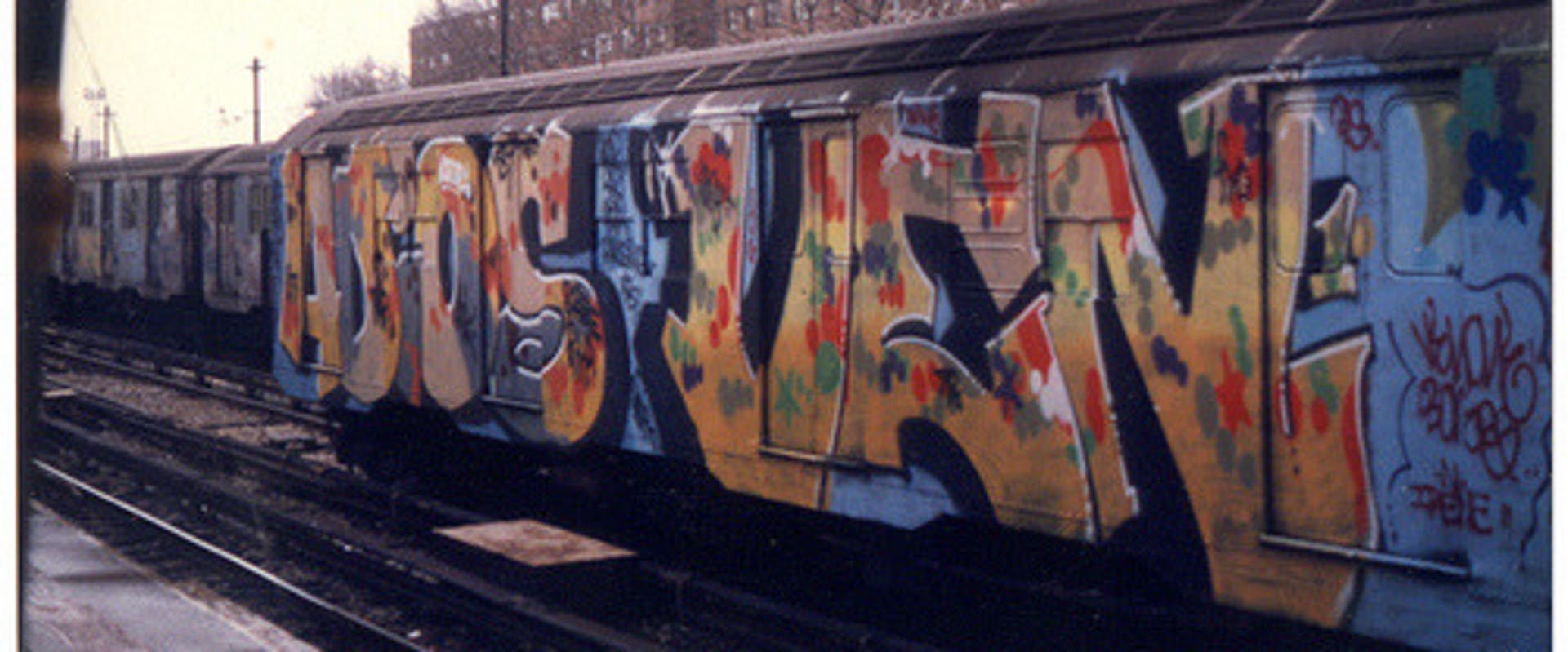 Detail Train Graffiti Nomer 55