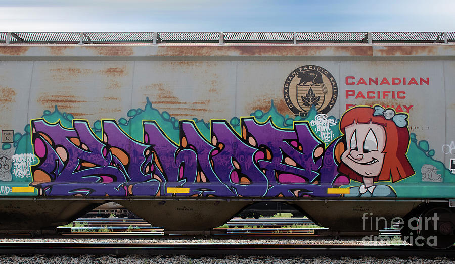 Train Graffiti Front View - KibrisPDR