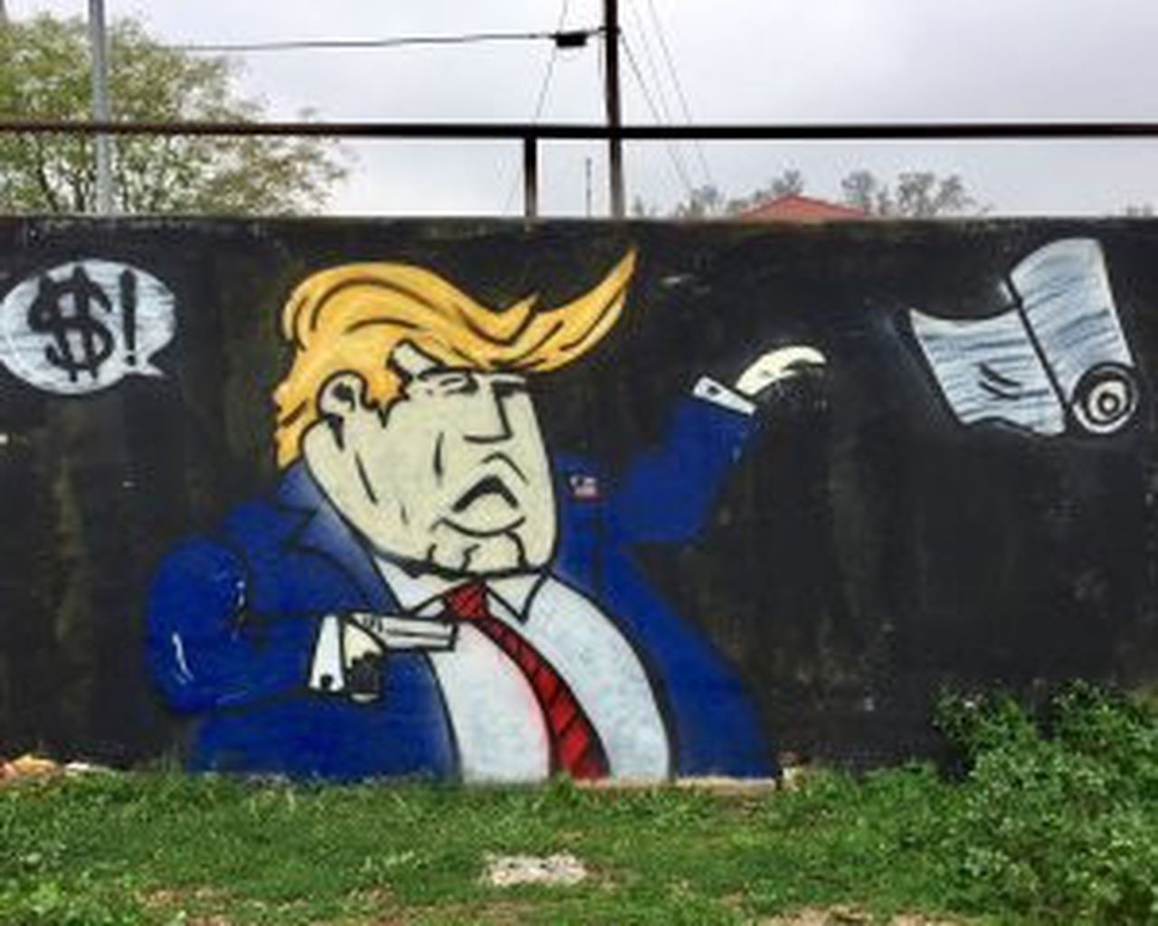 Detail Trump Graffiti Nomer 2