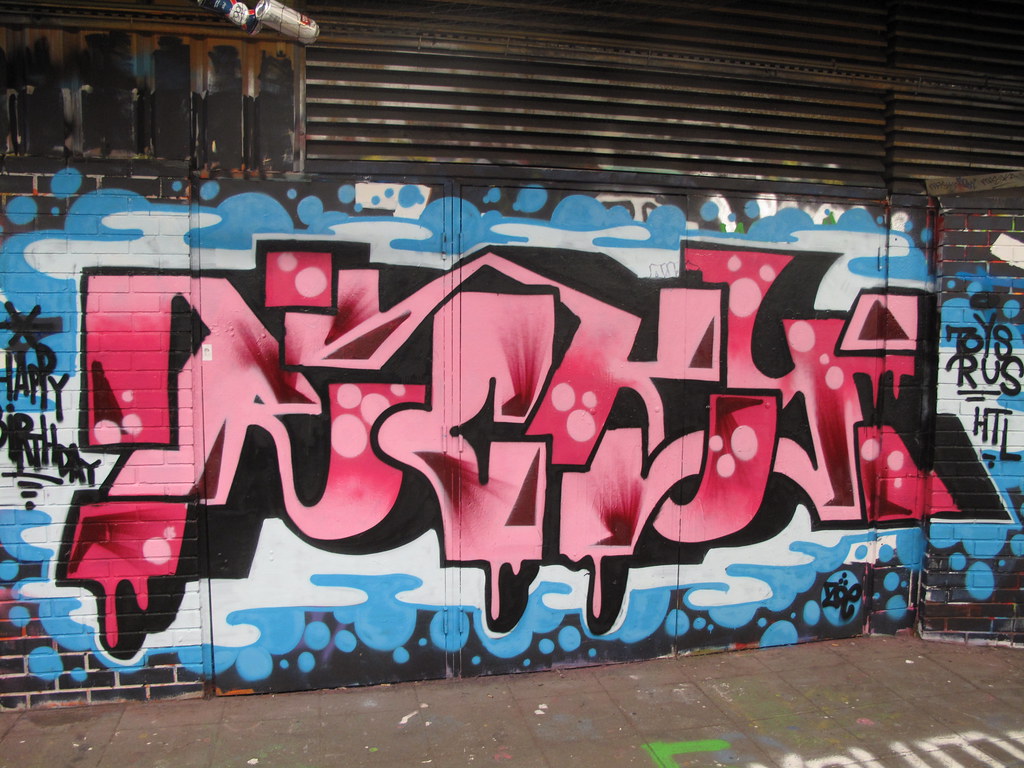 Detail Tulisan With Graffiti Blue Nomer 33