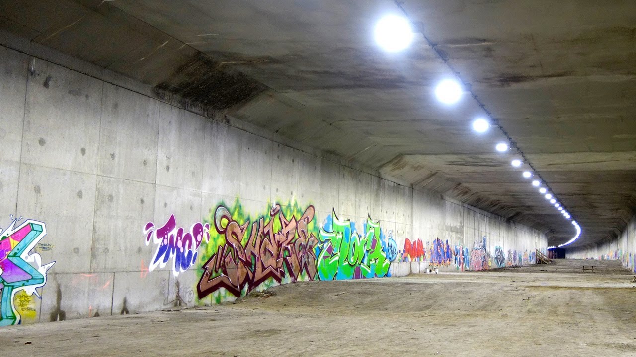 Detail Tunnel Graffiti Nomer 43