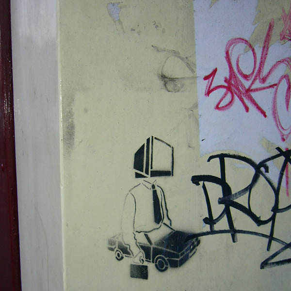 Detail Tv Man Graffiti Nomer 36