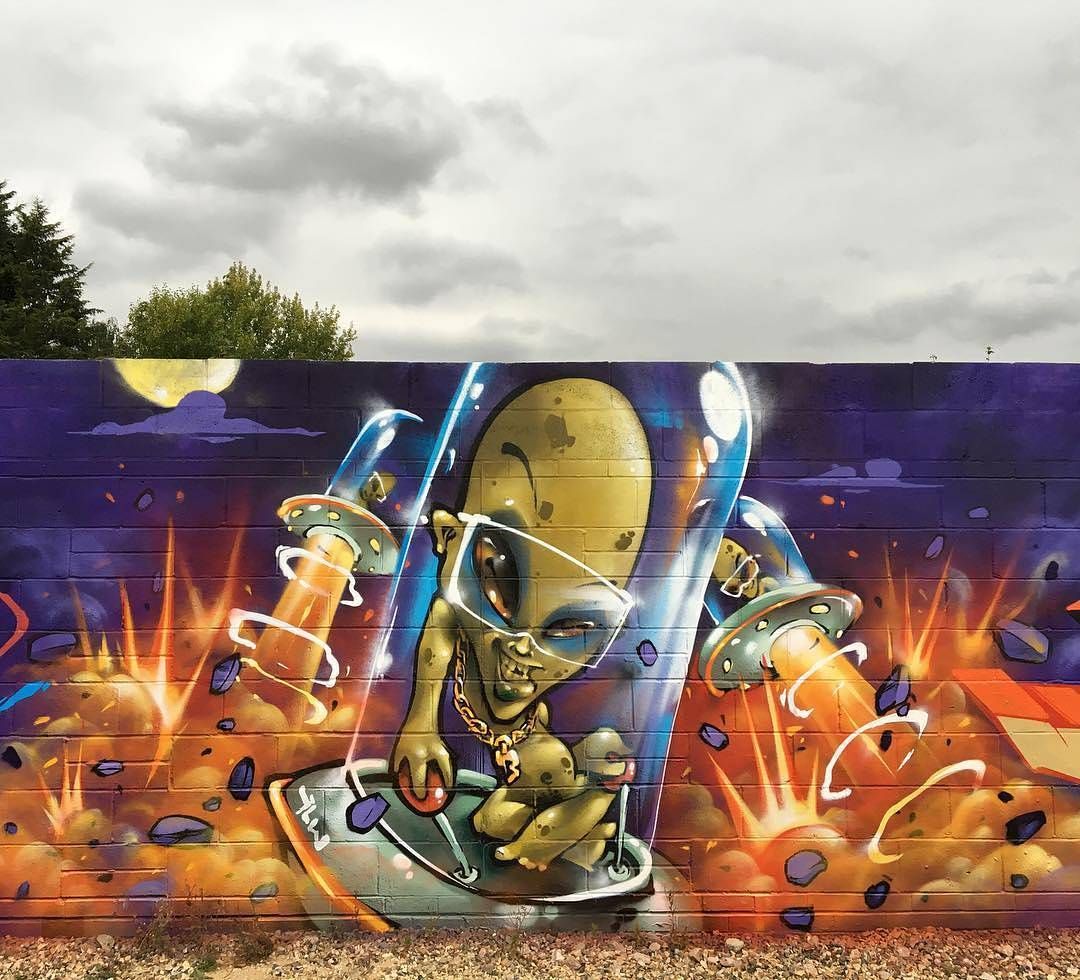 Detail Ufo Graffiti Nomer 9