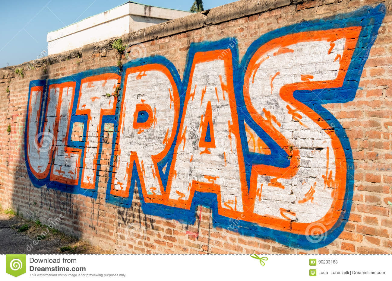 Detail Ultras Graffiti Nomer 3