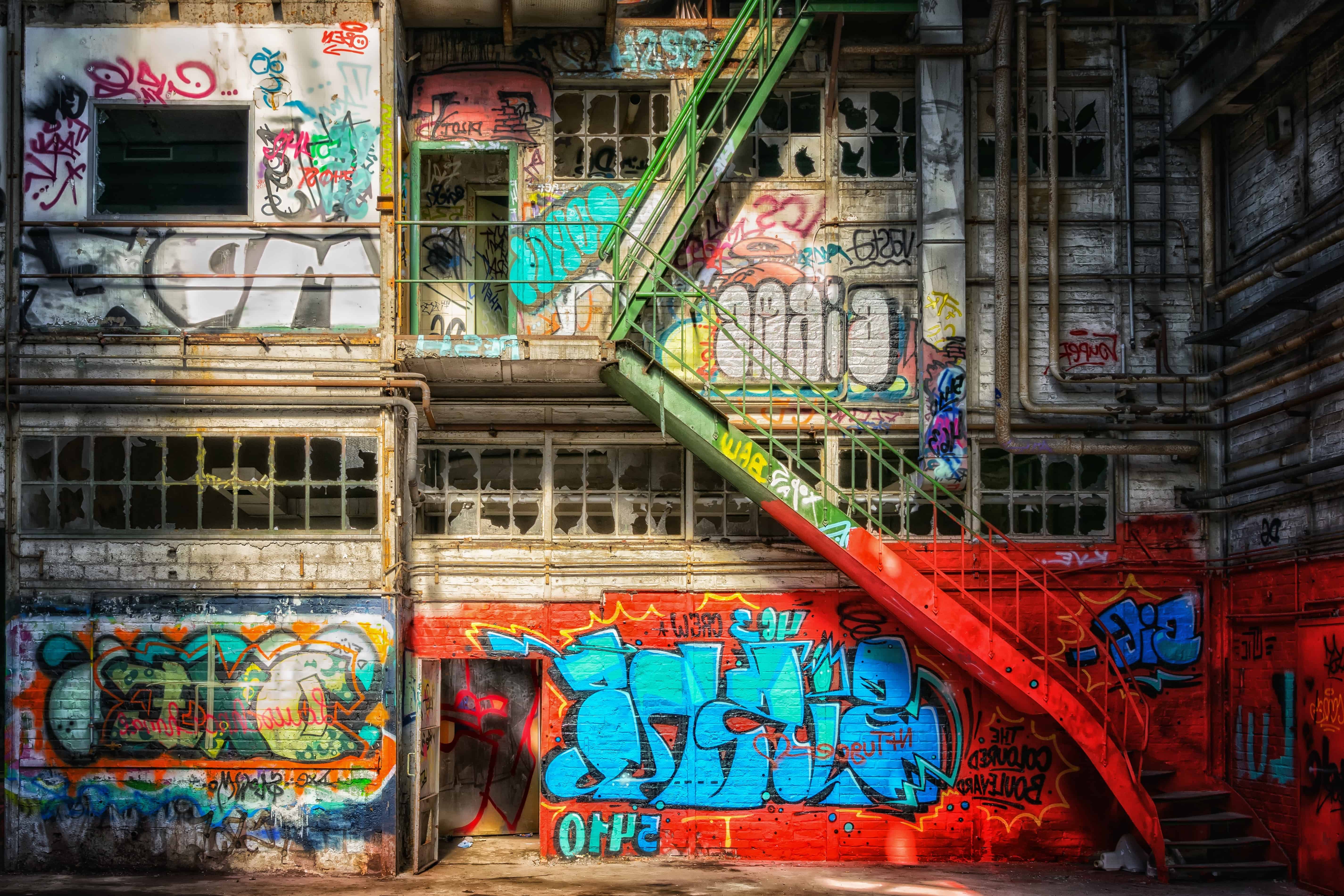 Detail Urban City Graffiti Nomer 46