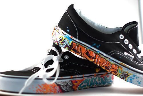 Detail Vans Graffiti Nomer 8