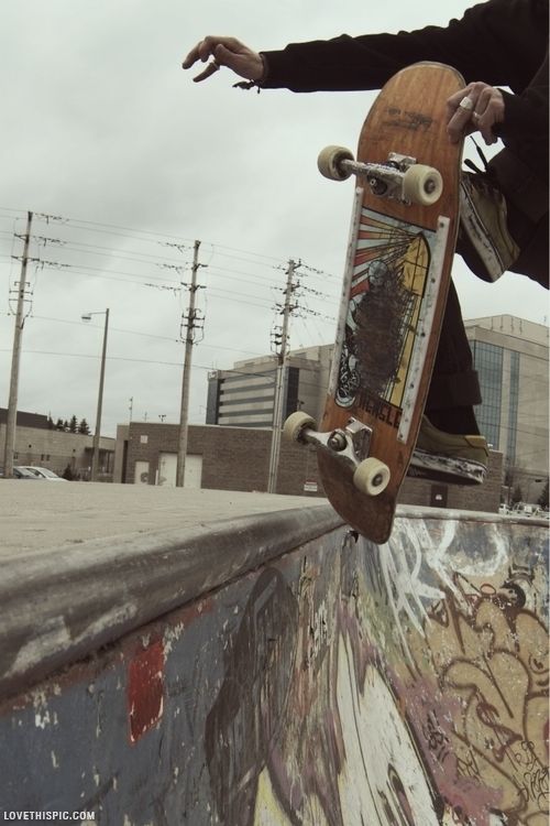 Detail Vans Graffiti Skateboard Keren Nomer 41
