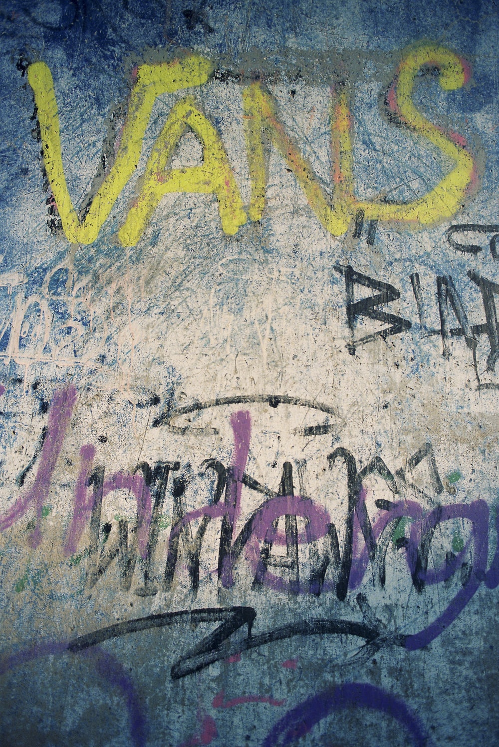 Detail Vans Logo Graffiti Nomer 19