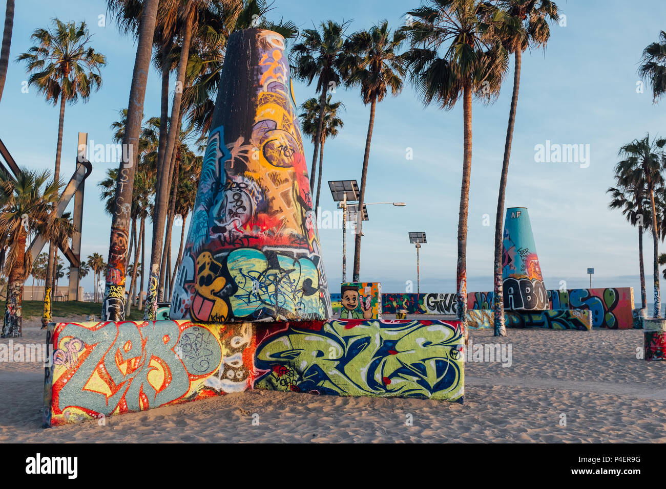 Detail Venice Beach Graffiti Wall Nomer 9