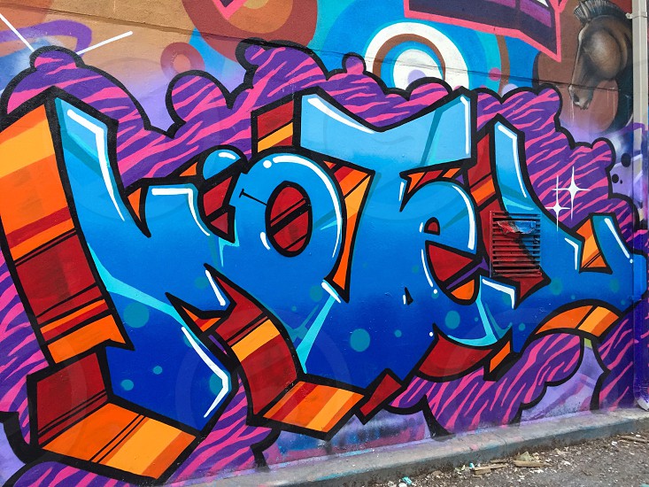 Detail Vibrant Graffiti Nomer 24