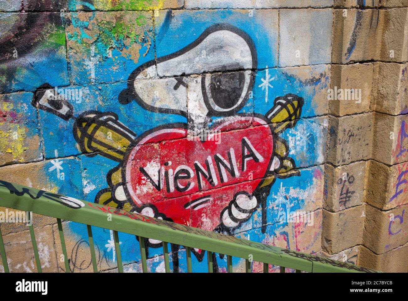 Detail Vienna Graffiti Nomer 39