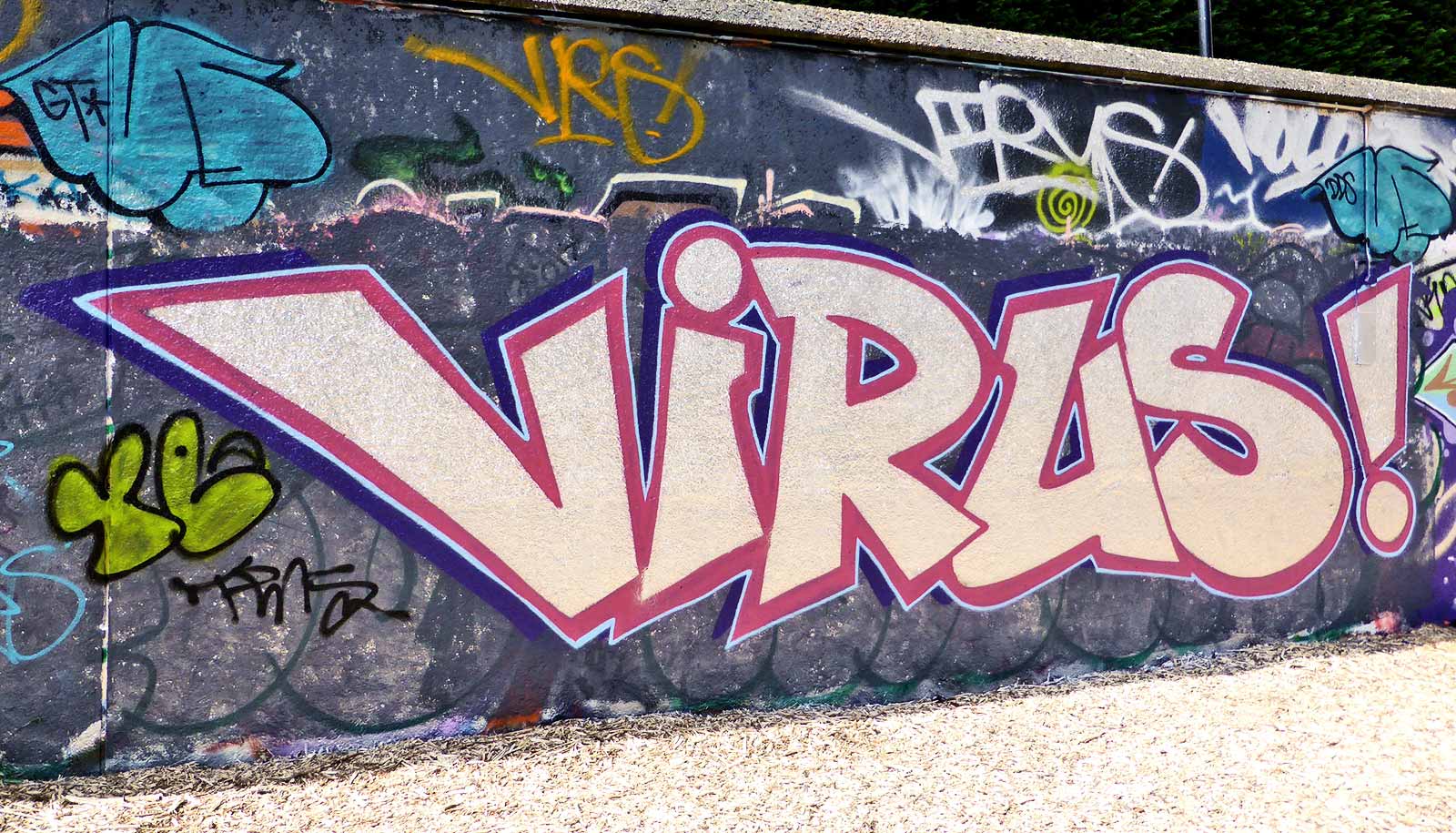 Detail Virus Graffiti Nomer 4