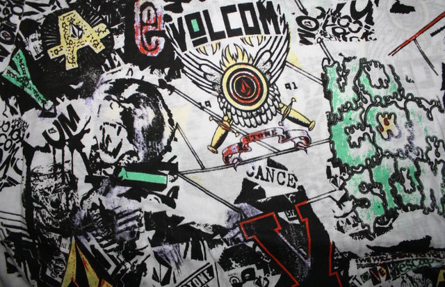 Detail Volcom Graffiti Nomer 6