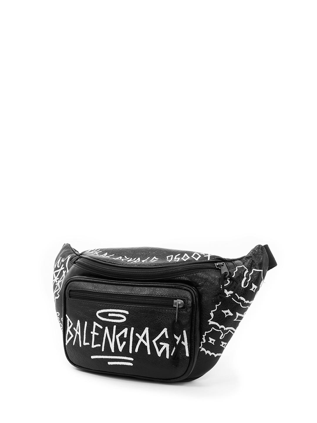 Detail Waist Bag Balenciaga Graffiti Nomer 43