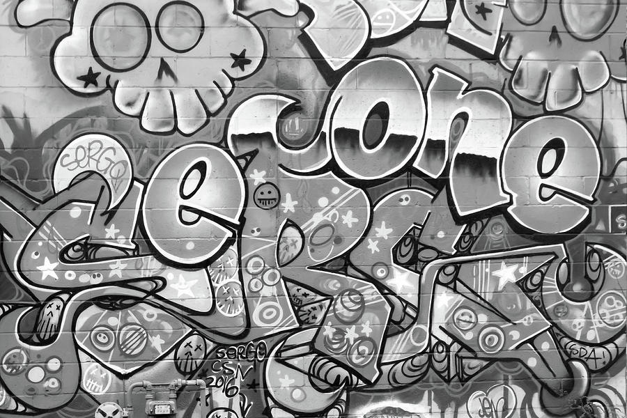 Detail Wall Mural Painting Graffiti Black White Nomer 36