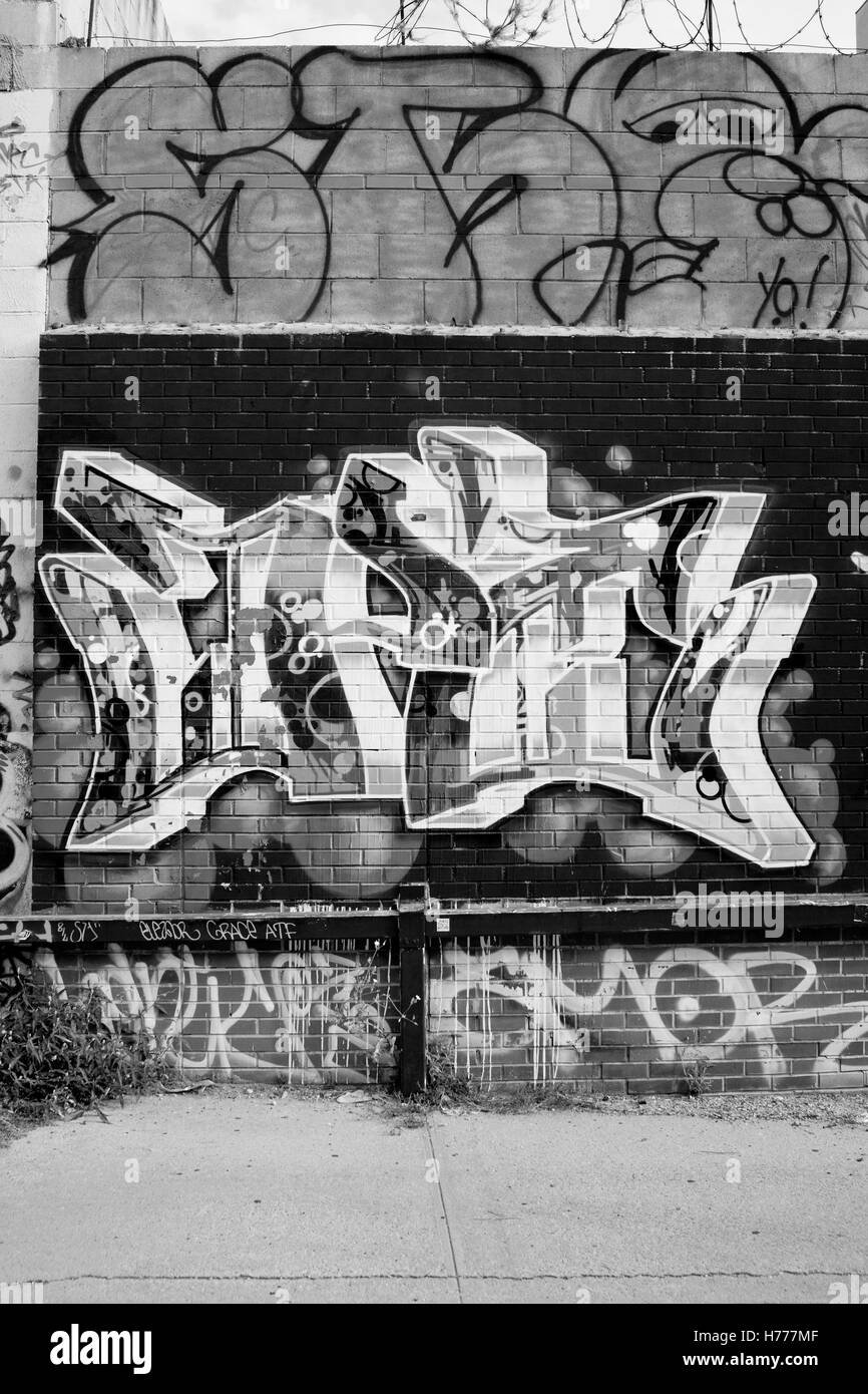 Detail Wall Mural Painting Graffiti Black White Nomer 51