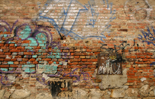 Detail Wall With Graffiti Background Nomer 13