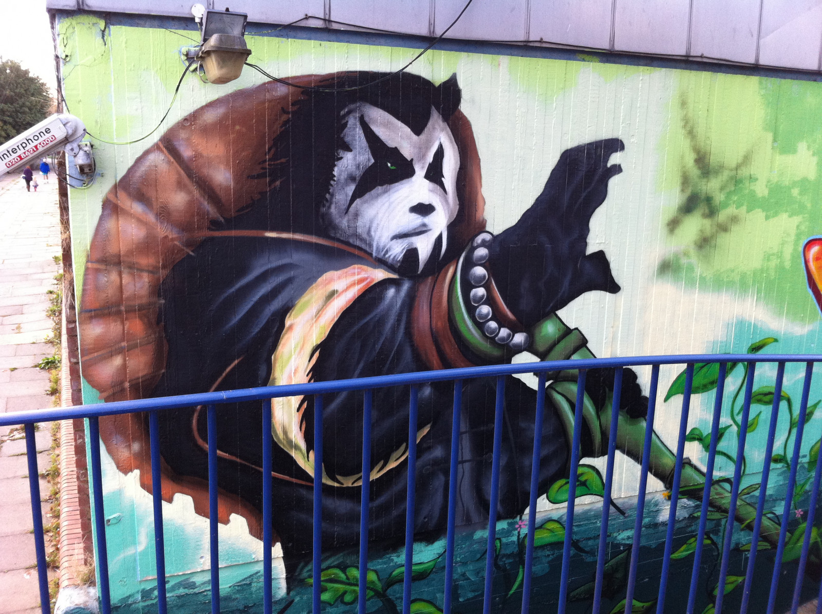 Detail Wallpaper Graffiti Panda Nomer 40