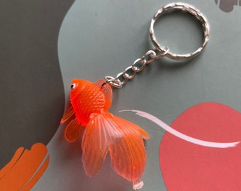 Detail Goldfish In A Bag Keychain Nomer 12