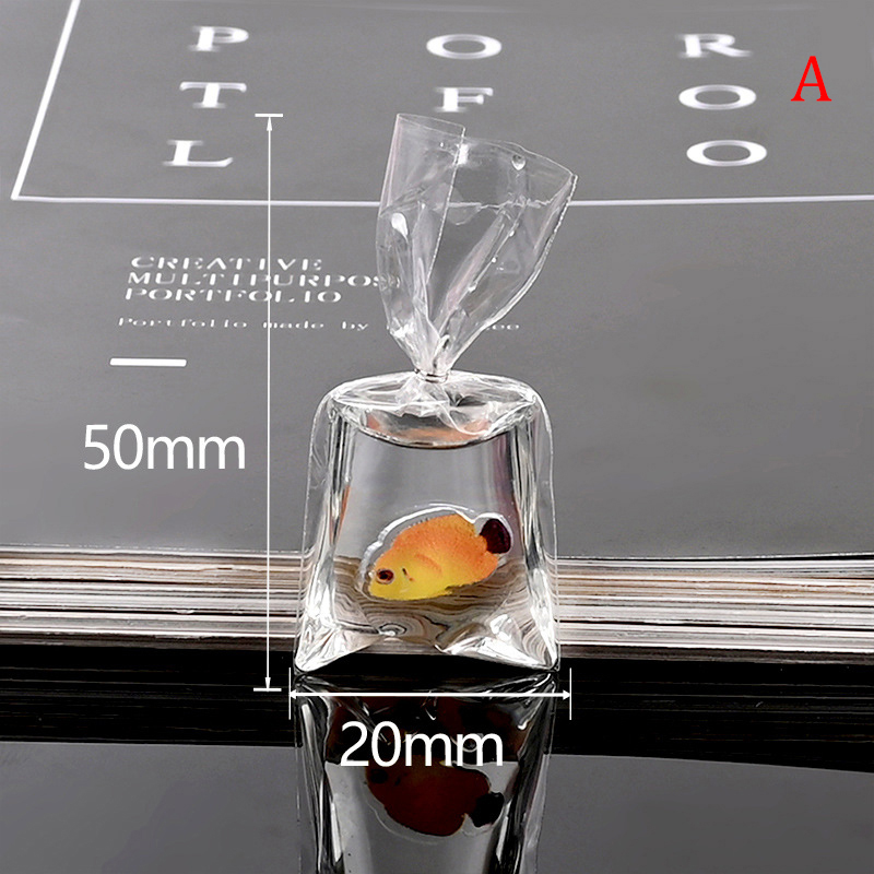 Detail Goldfish In A Bag Keychain Nomer 23