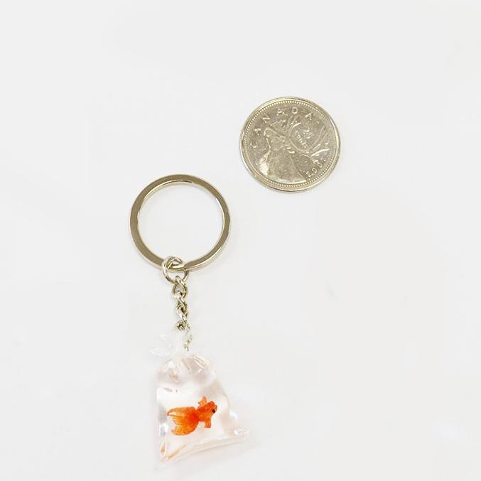Detail Goldfish In A Bag Keychain Nomer 34