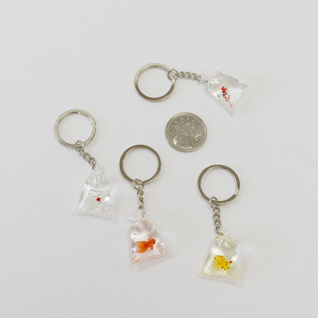 Detail Goldfish In A Bag Keychain Nomer 48