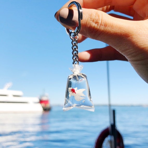 Detail Goldfish In A Bag Keychain Nomer 8