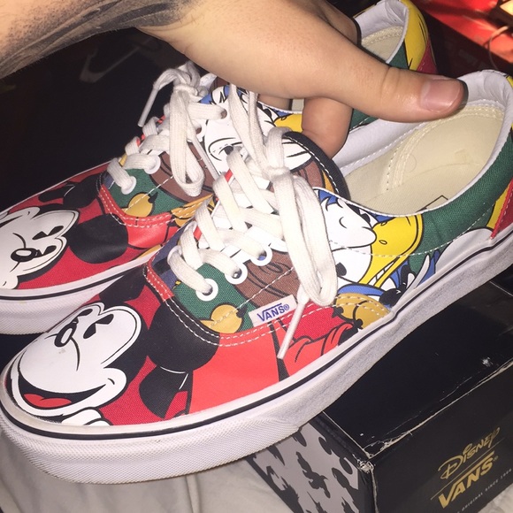 Detail Goofy Vans Nomer 40