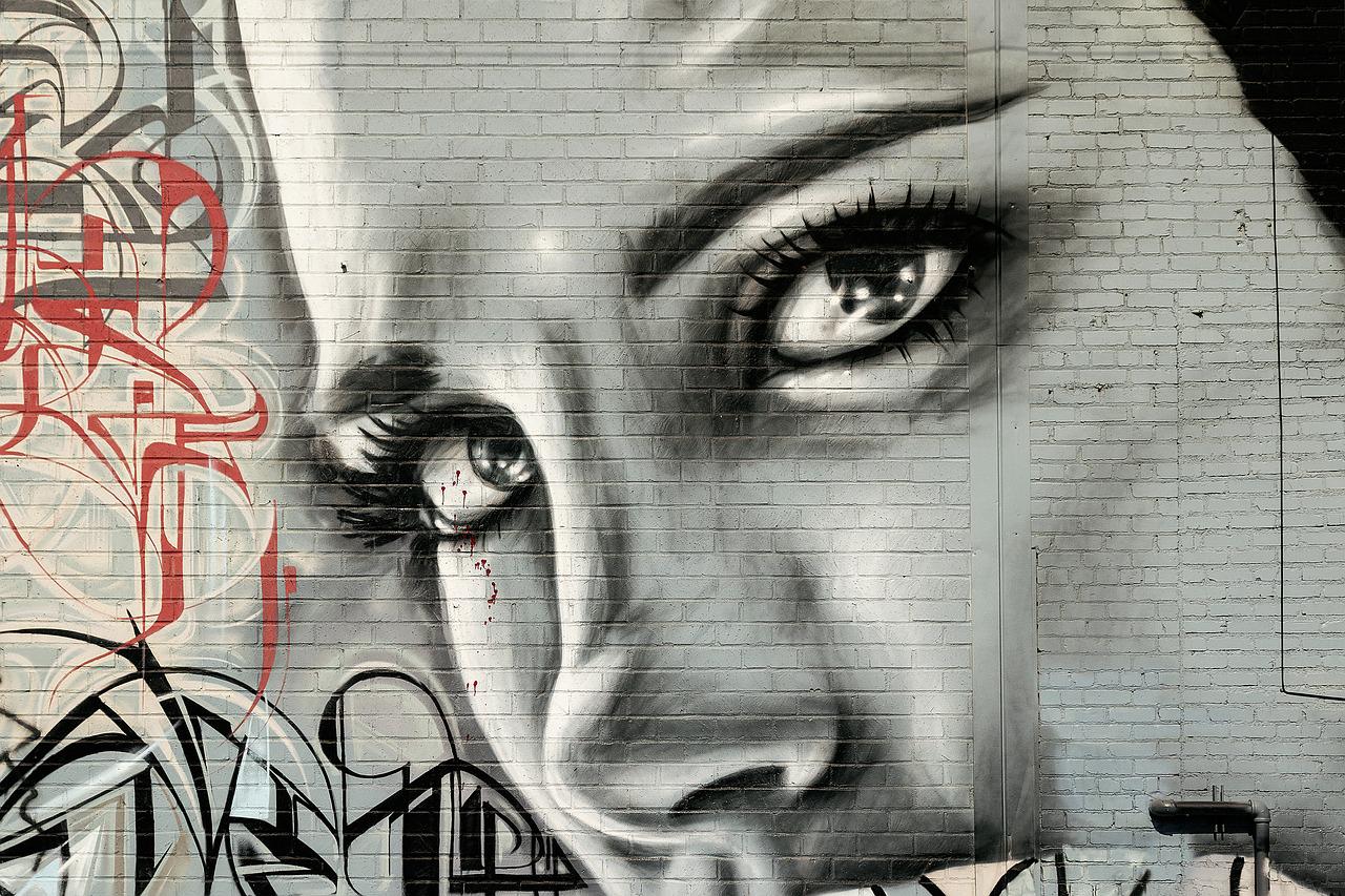 Detail Woman Graffiti Black And White Nomer 14
