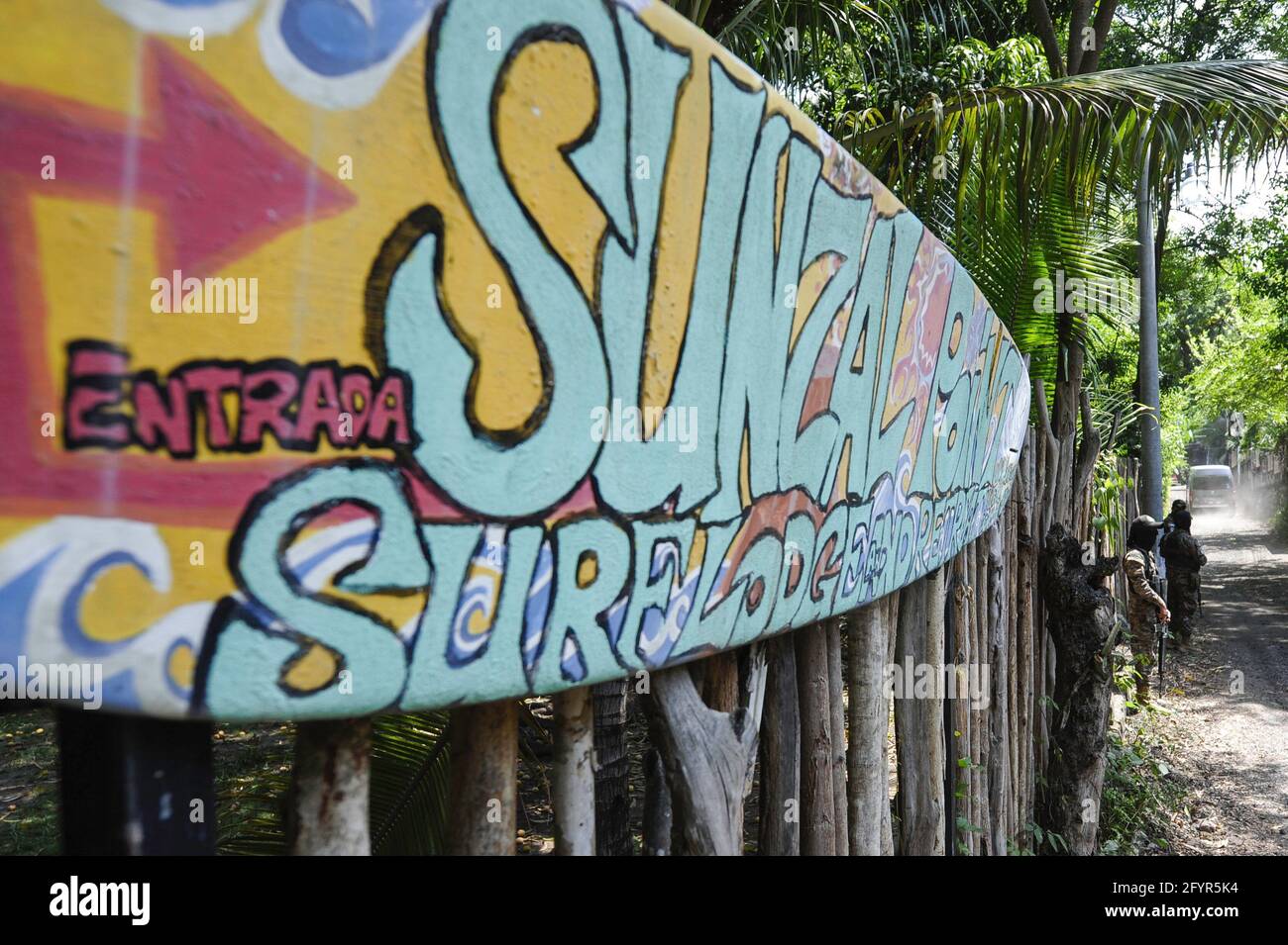 Detail World Surf Graffiti Nomer 27