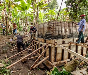 Detail Gotong Royong Membangun Rumah Nomer 52