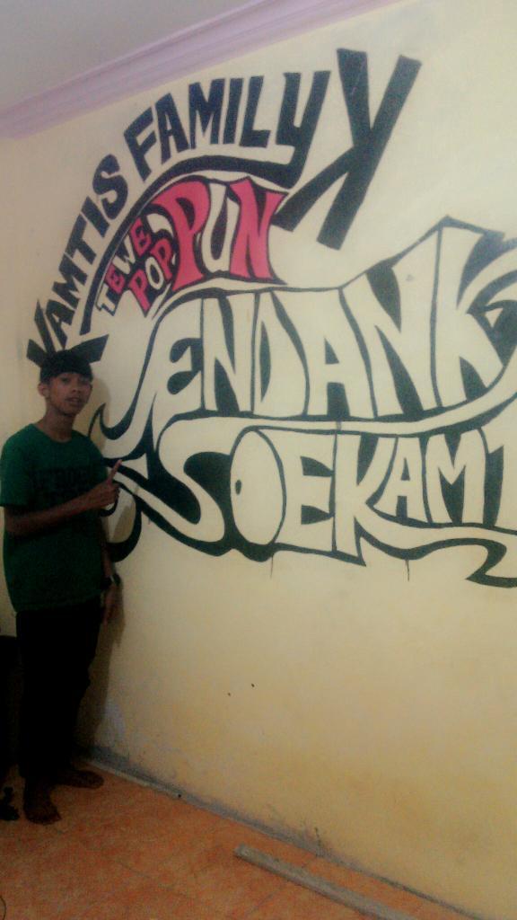 Detail Graffiti Endank Soekamti Nomer 35