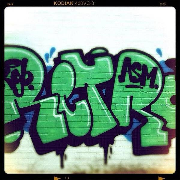 Detail Graffiti Kodiak Name Nomer 19