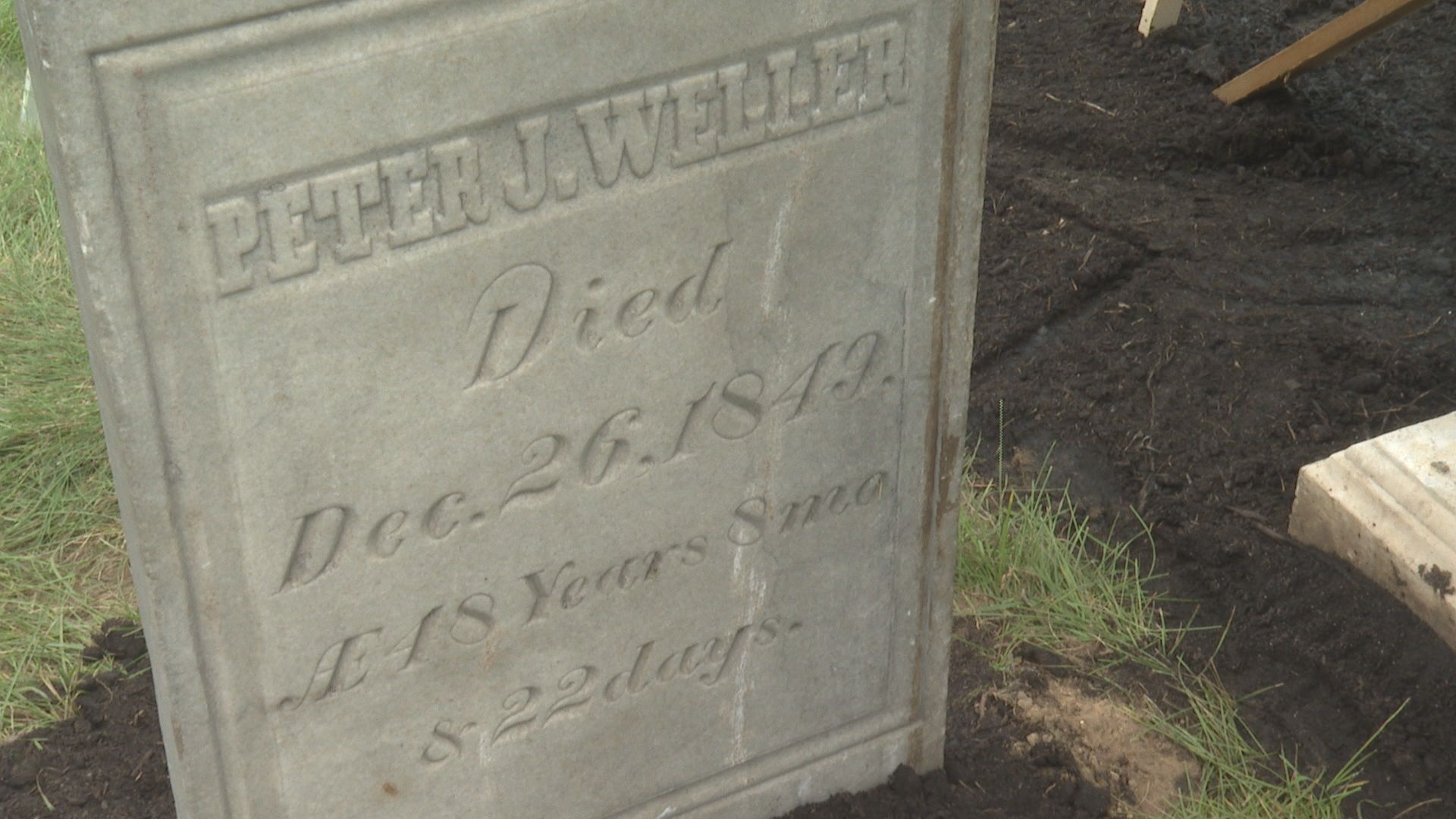 Detail Gravestone Images Nomer 44